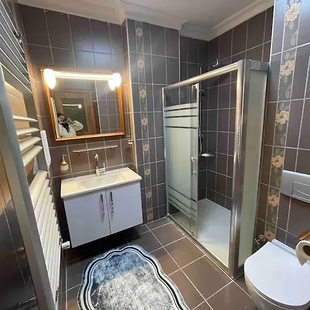 Excellant Flat 3+1 Near Fatih Mosque *