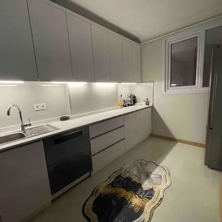 Excellant Flat 3+1 Near Fatih Mosque Istanbul